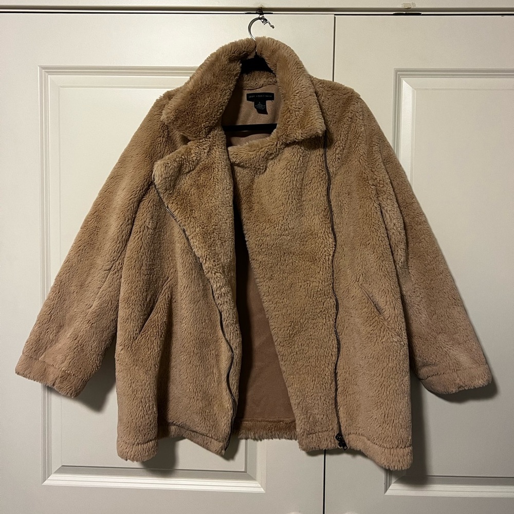 Fluffy warm jacket